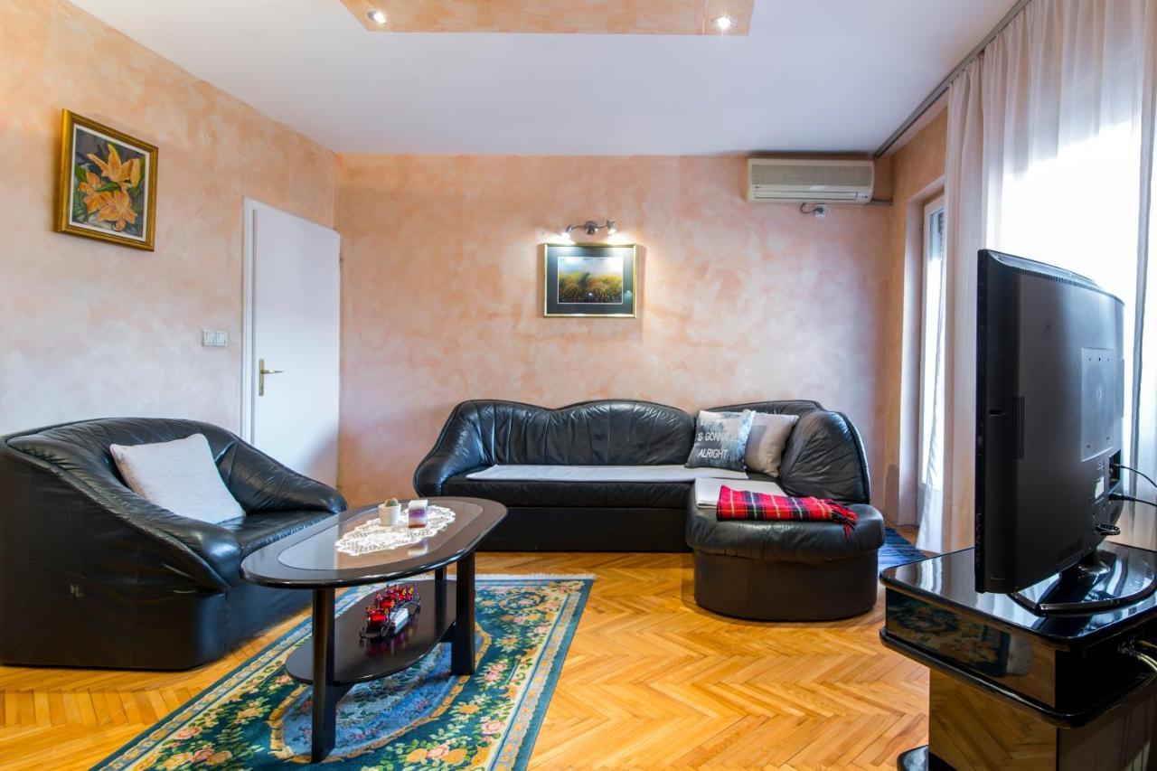 Apartment City Center Novi Sad Esterno foto
